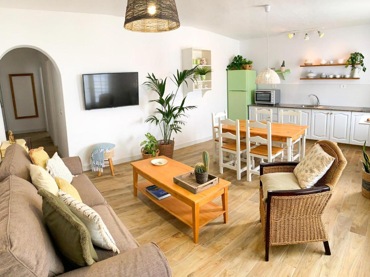 Bahia La Santa Apartments Lanzarote Ngoại thất bức ảnh
